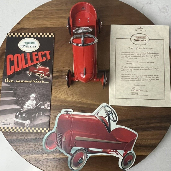 HALLMARK KIDDIE CAR CLASSIC RED HOT 1940 GENDRON ROADSTER - Picture 10 of 11